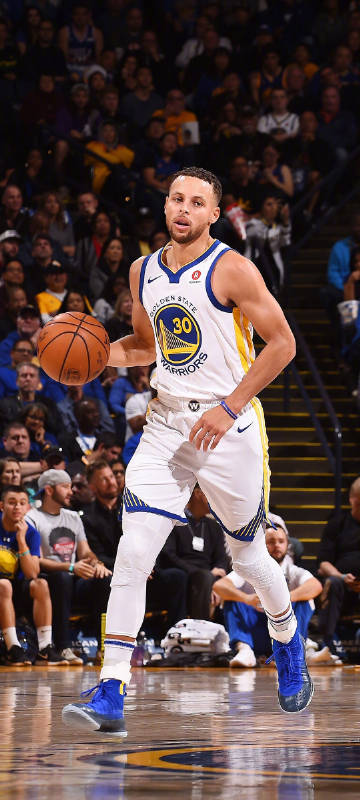 Stephen Curry playing basketball phone wallpaper
