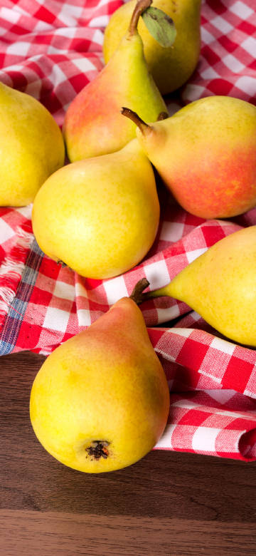 Pears with yellow and reddish skin phone wallpaper