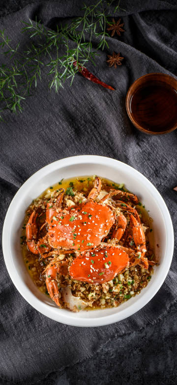 Chinese steamed crab with garlic cuisine Mobile Wallpaper