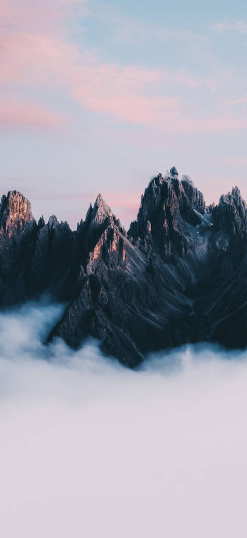 Natural scenery of mountains and sea of ​​clouds phone wallpaper