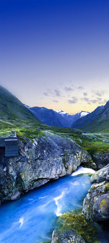 Rapid blue rivers and magnificent natural scenery