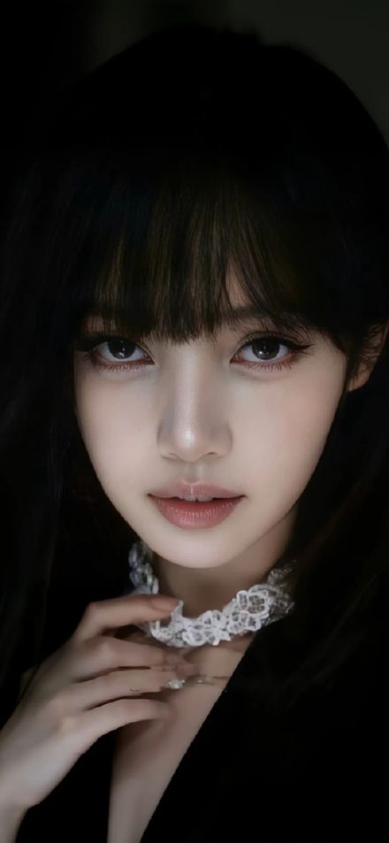 Blackpink Lisa Close Up Face Portrait HD Wallpaper