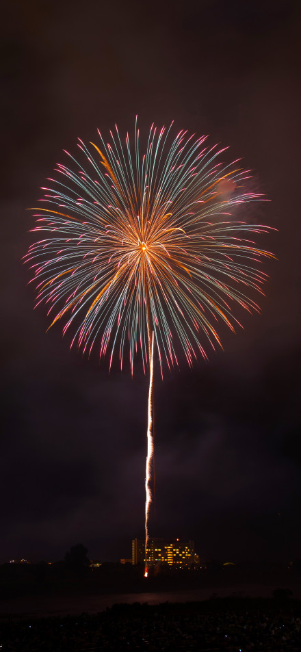 Beautiful Fireworks 4k HD Phone Wallpaper