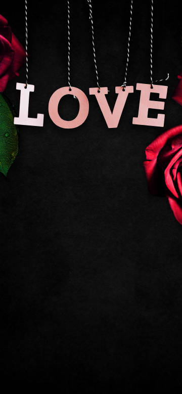 Rope hanging "LOVE" black background wallpaper