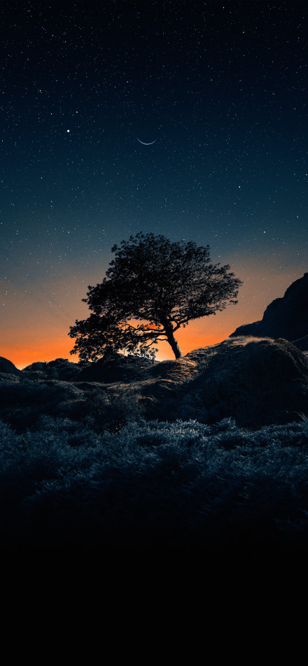 Mysterious and Serene Night Sky Hill Landscape Wallpaper 4K