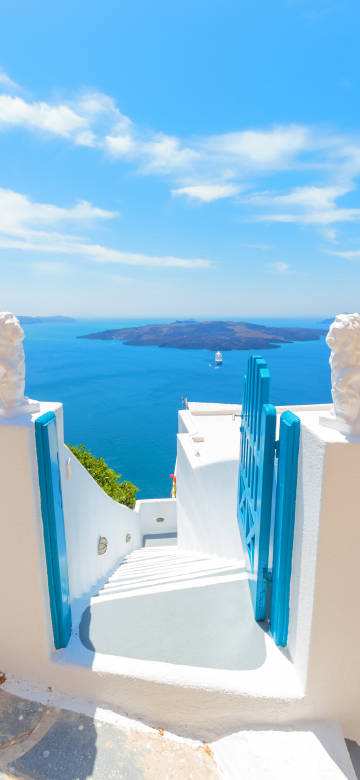 Blue Sky, White Clouds, Seaside Scenery 4k Wallpaper