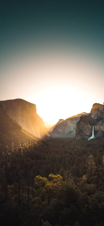 The Magnificent Valley Scenery