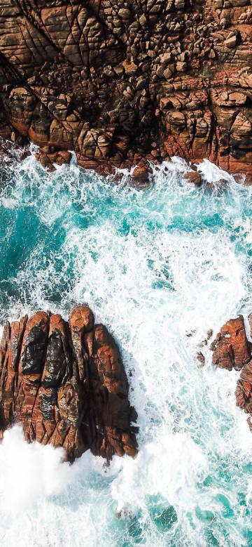 Overlooking view of waves and reefs