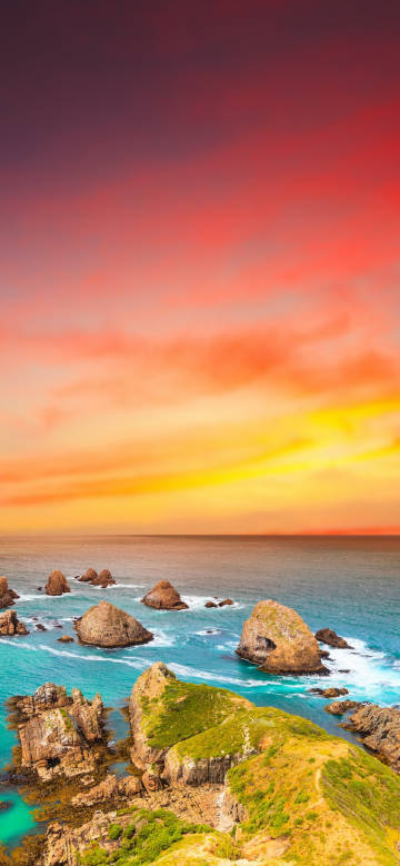 The wonders of the coast at sunset