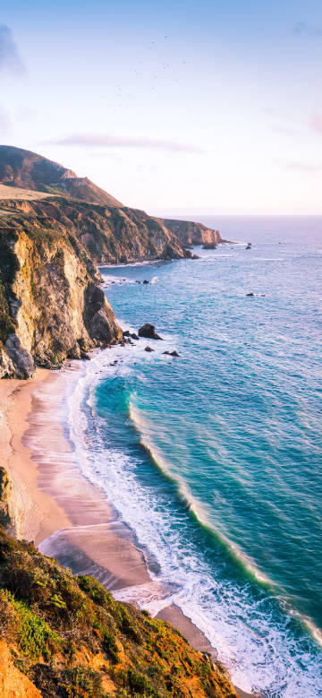 Blue ocean scenery on the cliff