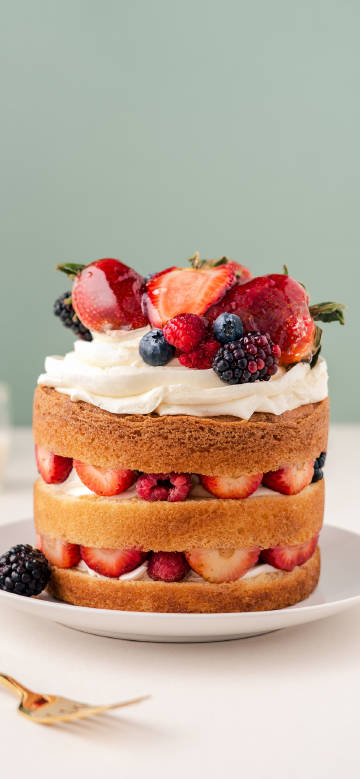 Tempting fruit layer cake