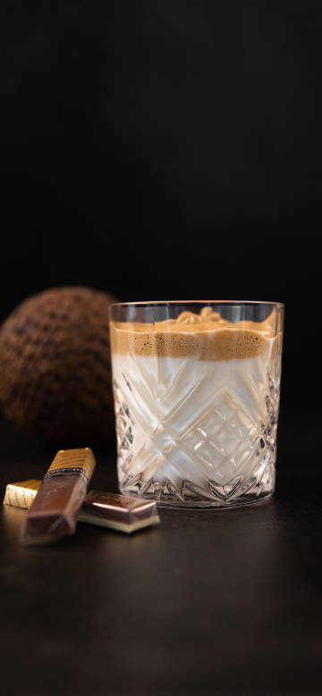 Coffee with chocolate accompaniment