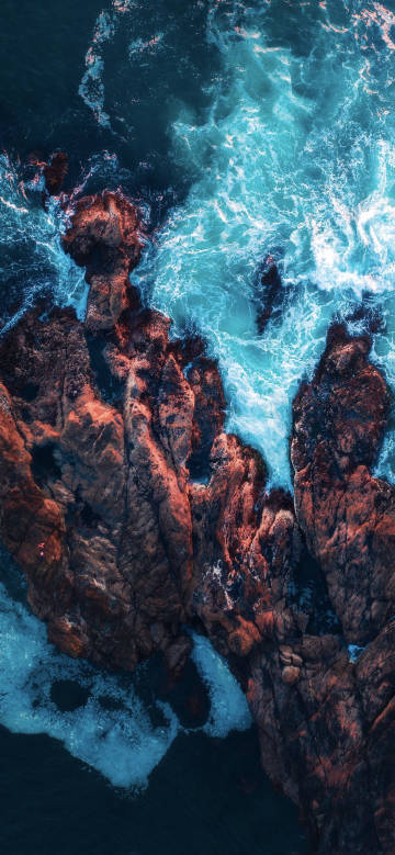 Overlook view of the waves and reefs