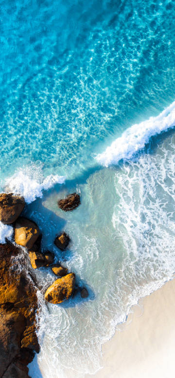 Sparkling white waves on the seaside
