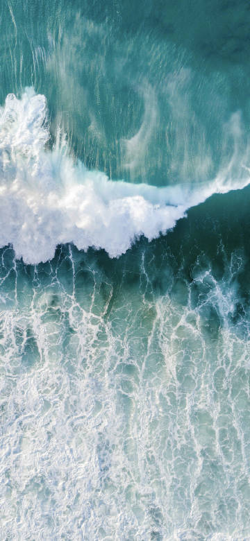 Overlooking ocean waves