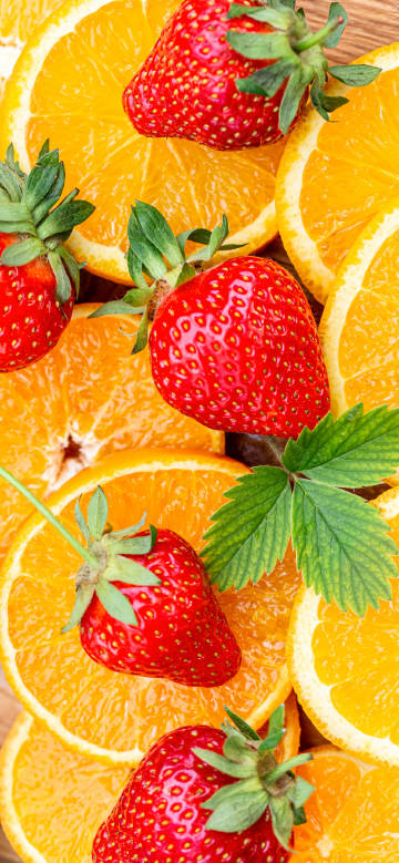 Delicious combination of oranges and strawberries